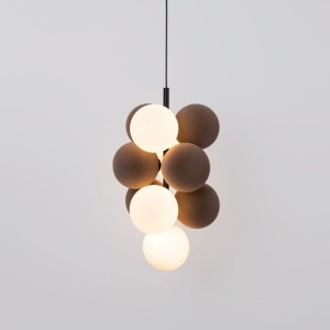 Lampa wisząca Szklana 4 kule świetlne i 6 kul dźwiękochłonnych Bronzowych 4xG9 60 cm Abruzzo Vino
