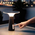 Lampa Stołowa ładowalna zewnętrzna Czarna USB z panelem solarnym 3W 5H CCT Abruzzo Lorento 2.webp